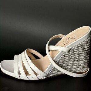 AGL Dora Leather Ankle Strap Wedge Sandal. New! Made In Italy US 10, EU 40